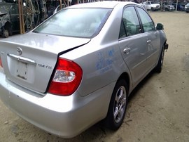 2005 TOYOTA CAMRY, SILVER, LE MODEL, 2.4L, AT. Z26295